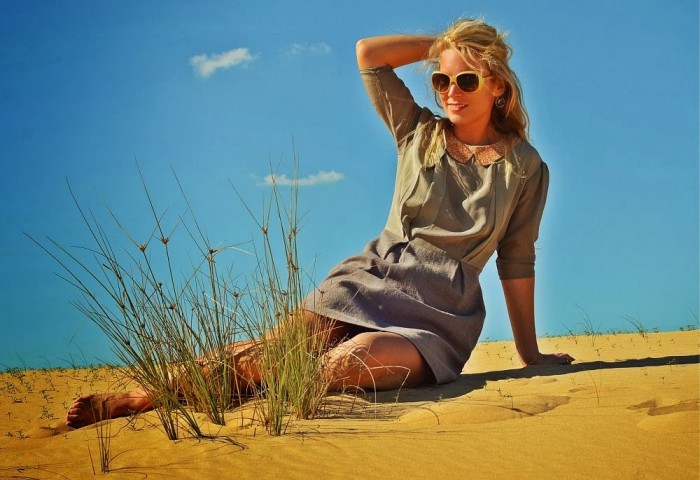 desert shooting // Johanna Riplinger dress