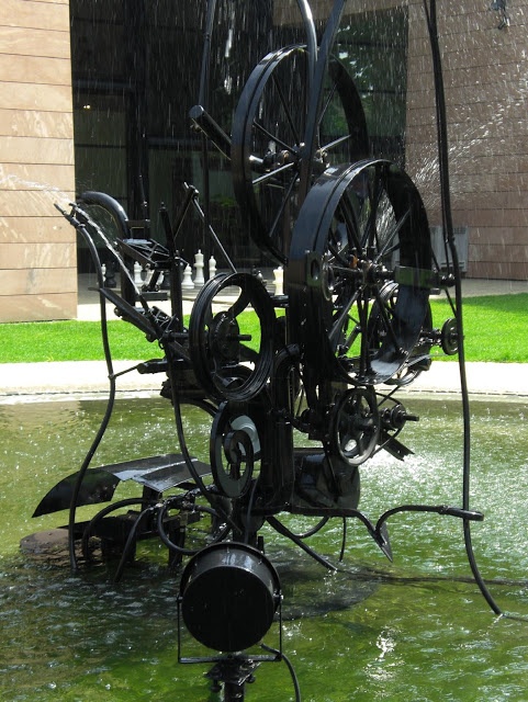 Jean Tinguely