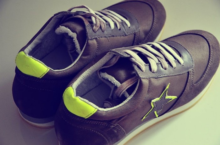neon details