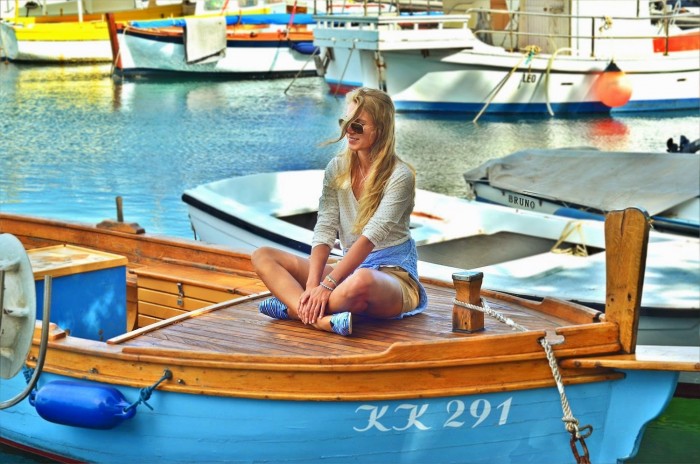 boat trip outfit: strolling around in Punat, Croatia