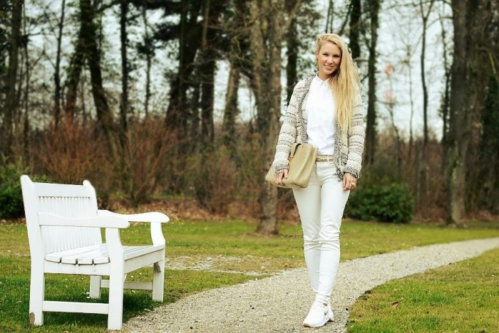 white outfit // spring feeling