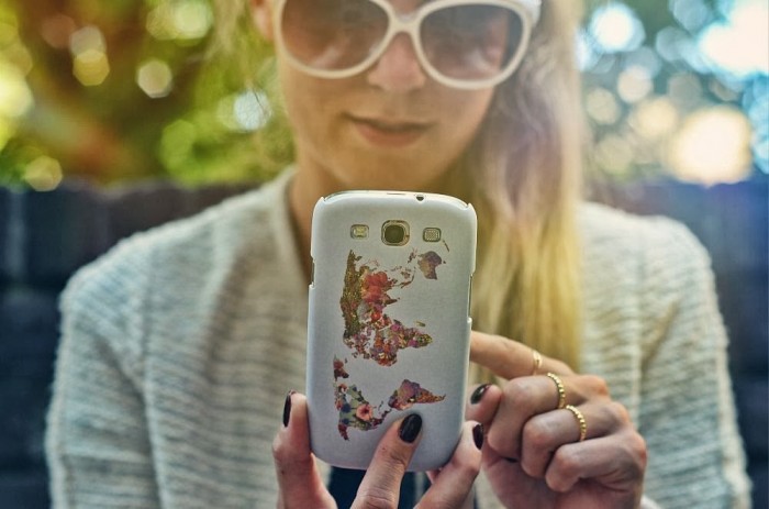 world map Samsung case